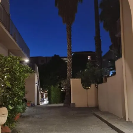 Delightful Luxury With Heated Pool Near Catania, Taormina, The Sea And Mount Etna By Sicilian Relaxing Homes